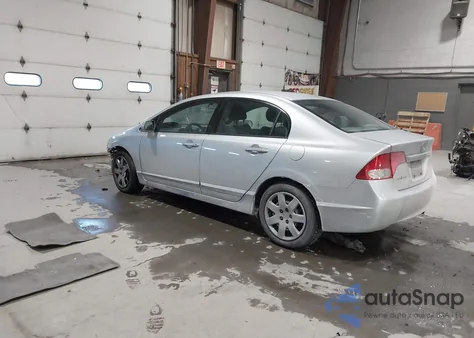 2010 Honda Civic Lx z USA, uszkodzony, nr VIN 2HGFA1F55AH317755